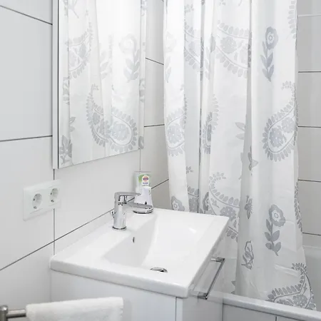 Apartment Schoene 008 Am Mit Wi-fi & Netflix Bielefeld