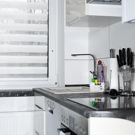 Schoene 008 Am Mit Wi-fi & Netflix * Bielefeld