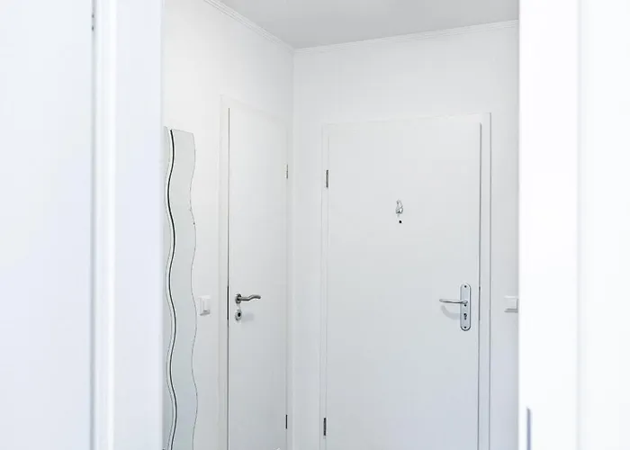 Schoene 008 Am Mit Wi-fi & Netflix Apartament